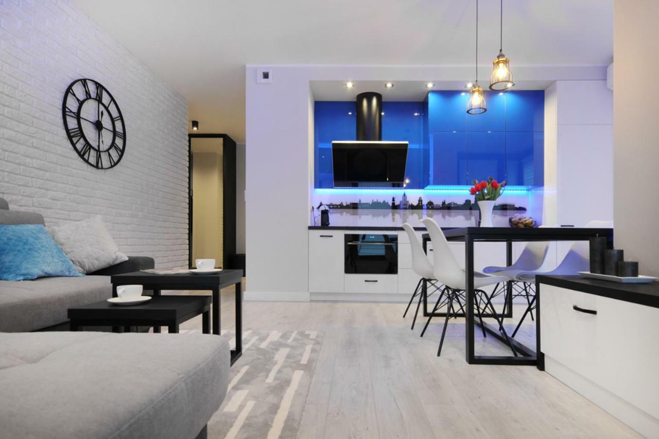 Bulwary Wislane P&O Serviced Apartments With Ac Varşovia Exterior foto