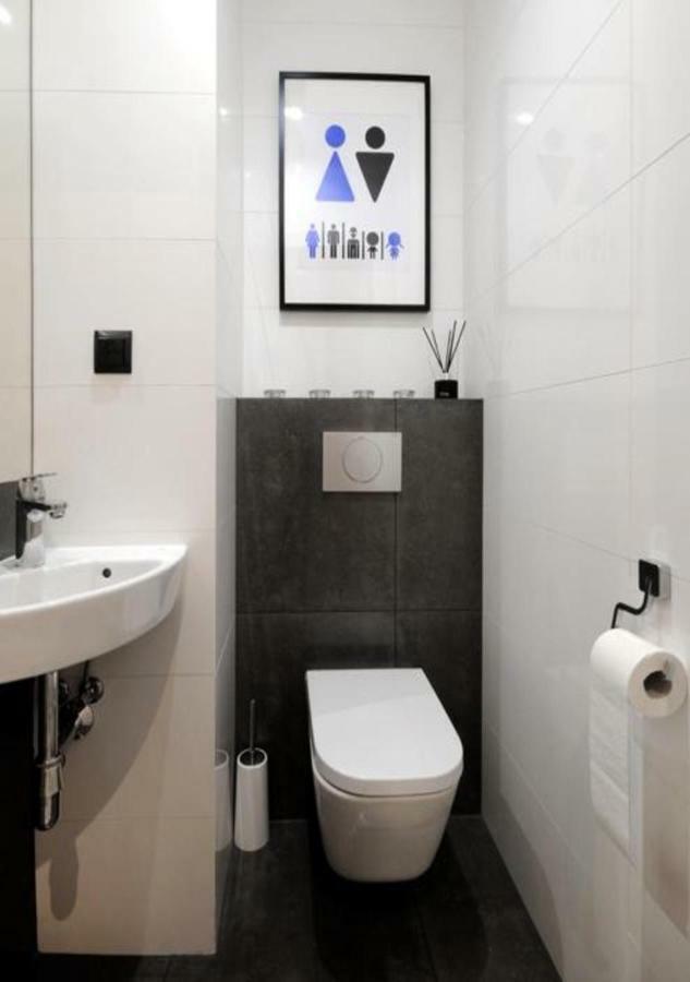 Bulwary Wislane P&O Serviced Apartments With Ac Varşovia Exterior foto